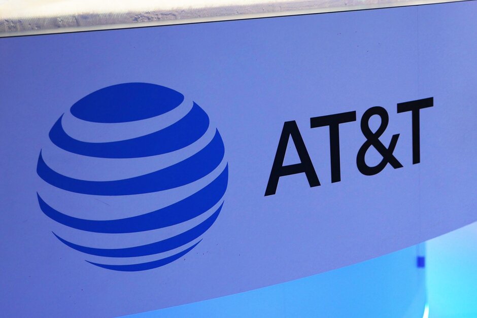 AT&amp;T further improves the appeal of its prepaid plans with multi-month deals
