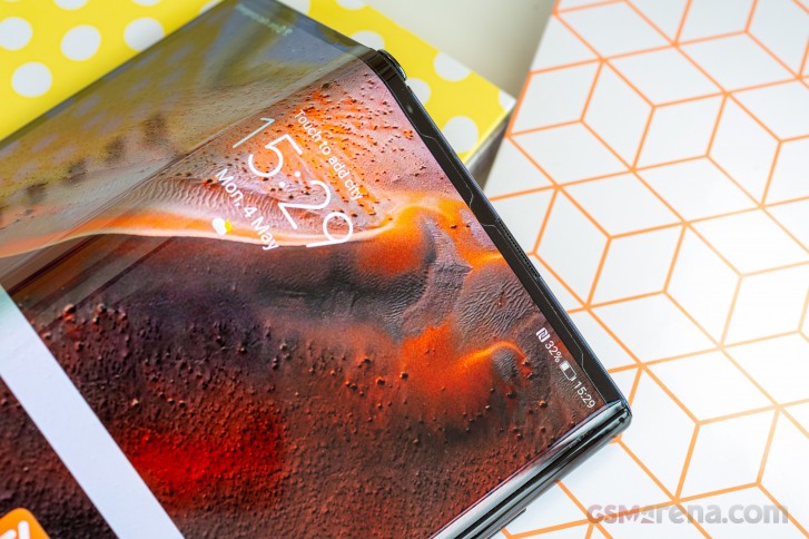 Xiaomi and Huawei to adopt UTG for its future foldable phones