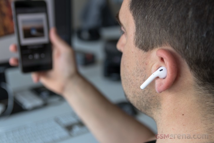 Apple's future AirPods 3 may adopt AirPods Pro's SiP technology