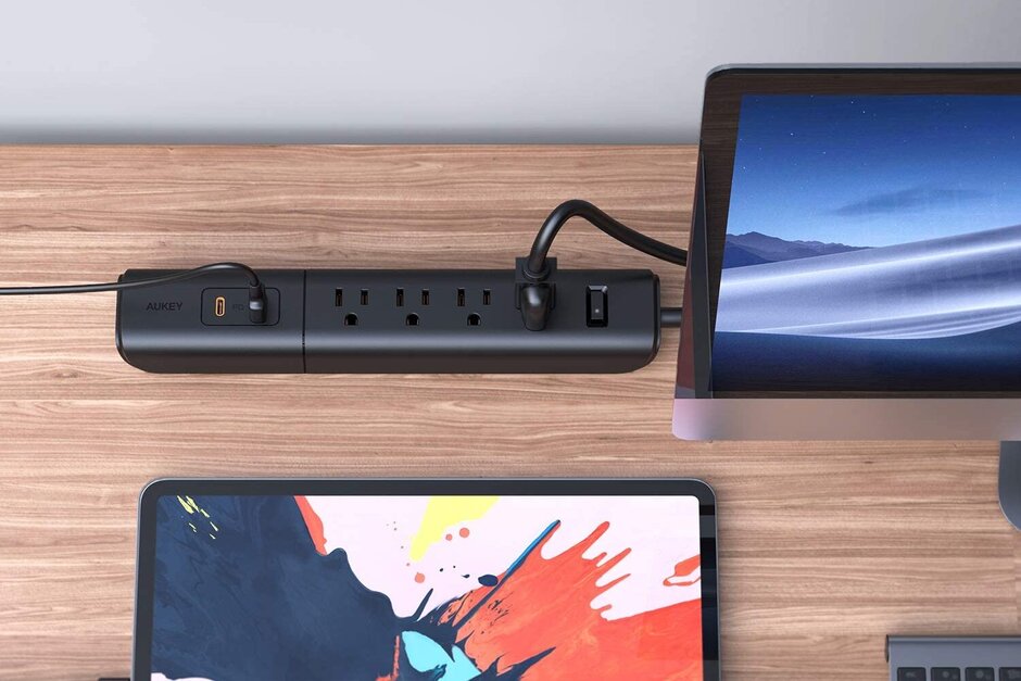 Aukey's USB-C power strip finds a steep discount on Amazon