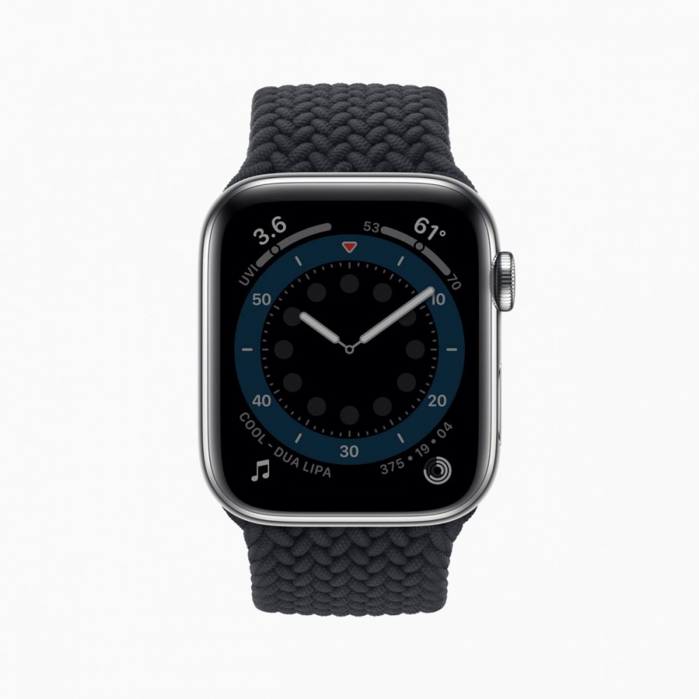Apple Series 6 and Watch SE are official