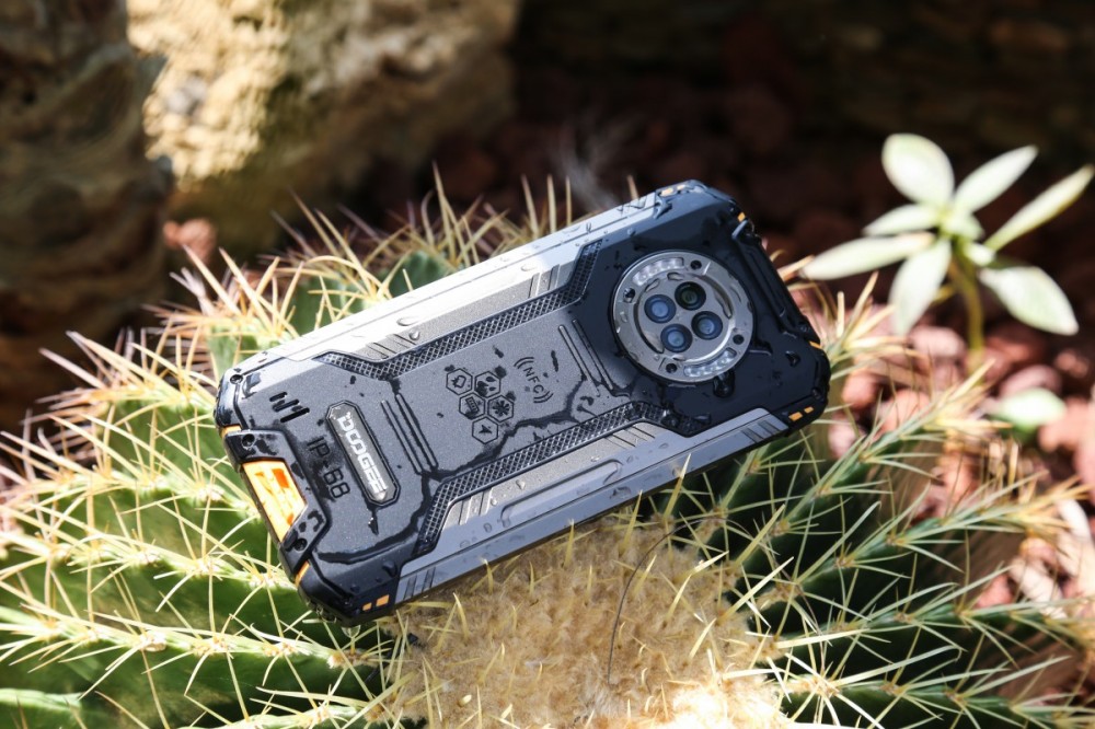 Doogee S96 Pro rugged smartphone launches with infrared night vision