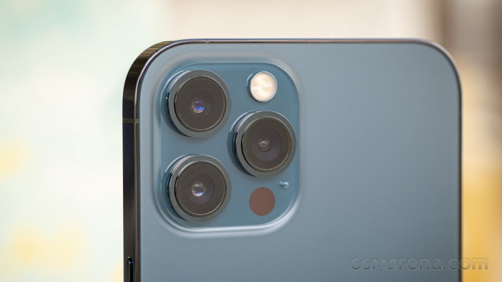 Don't expect any significant camera upgrade on iPhones until 2022